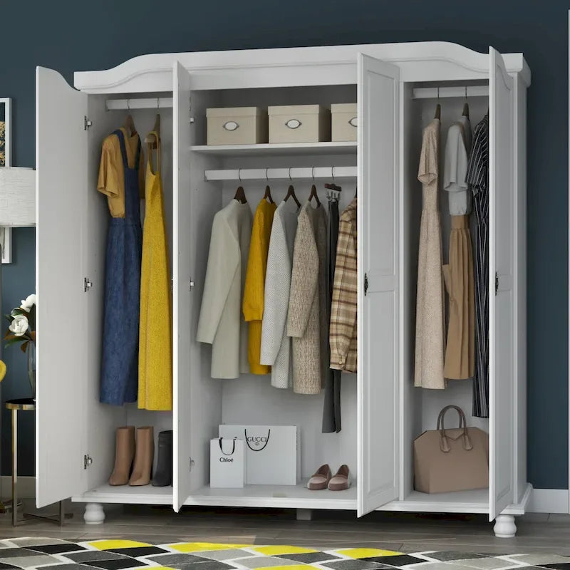 Armoire-penderie Kyle à 4 portes en bois massif 100 % Palace Imports, avec portes en bois massif ou miroir