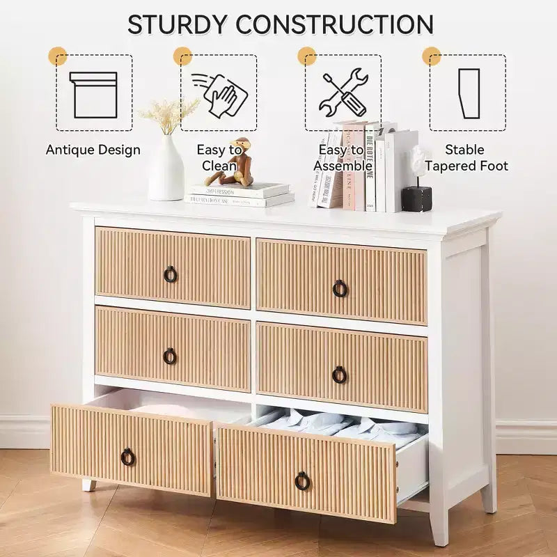 Commode en bois 6 tiroirs – Panneau cannelé, Bois mort / Couleur bois, Simple