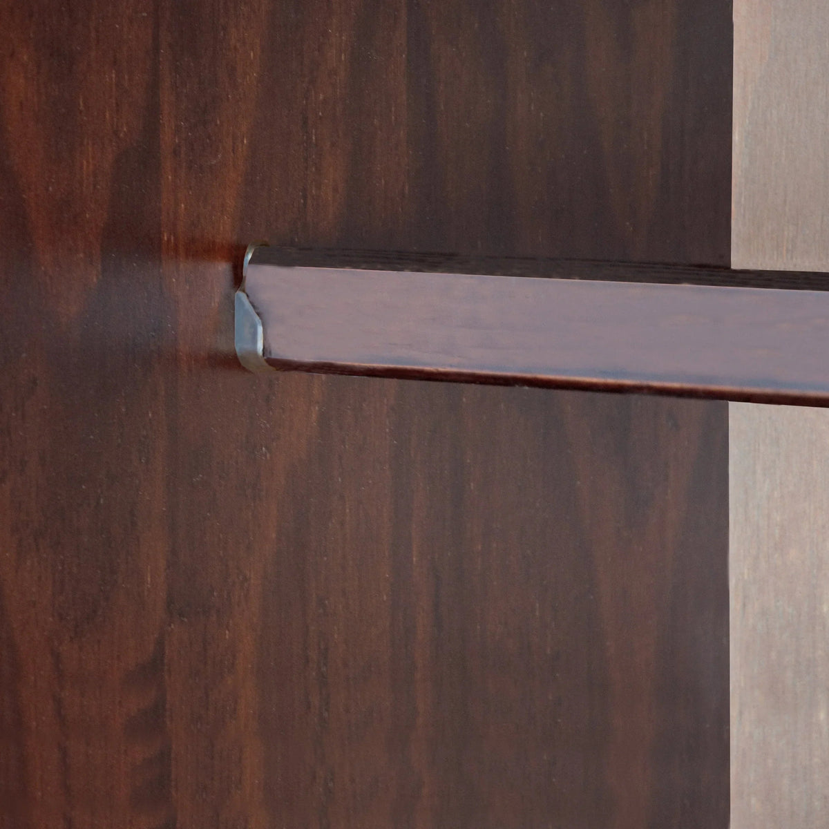 Armoire Palace Imports Cosmo à 3 portes en bois massif à 100 %, avec portes en bois massif ou miroirs