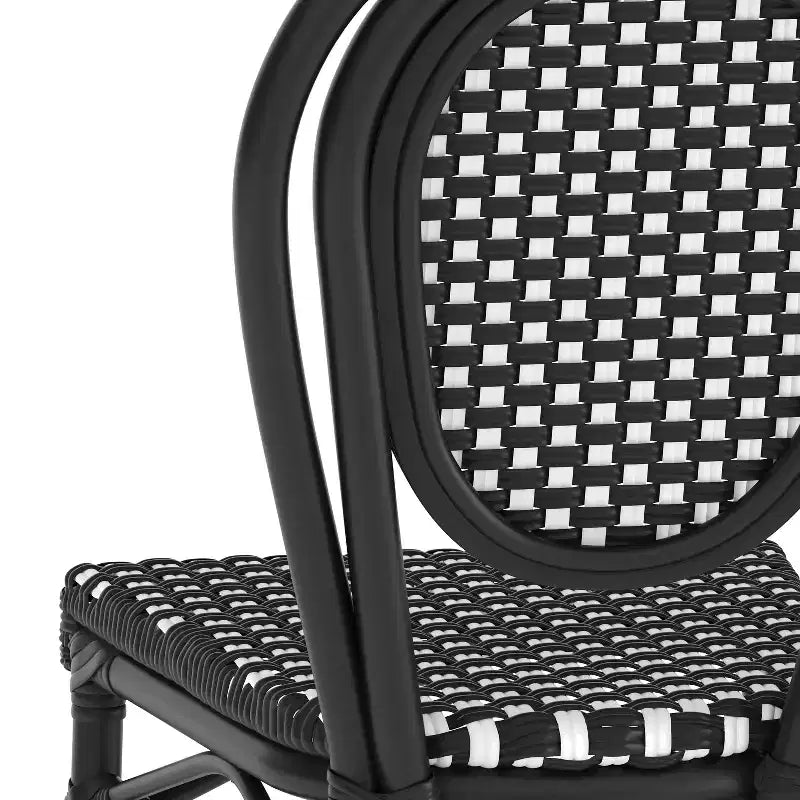 Chaise empilable de bistrot Thonet commerciale intérieure/extérieure Flash Furniture Lourdes, rotin synthétique et cadre en aluminium