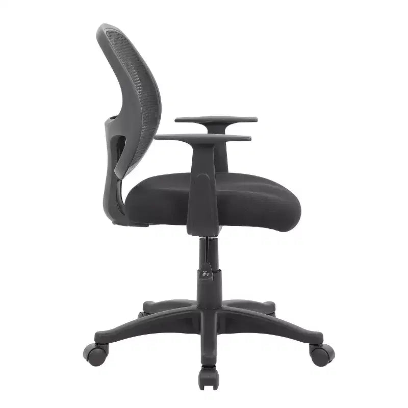 Chaise de travail noire en maille avec accoudoirs fixes en T, assise individuelle