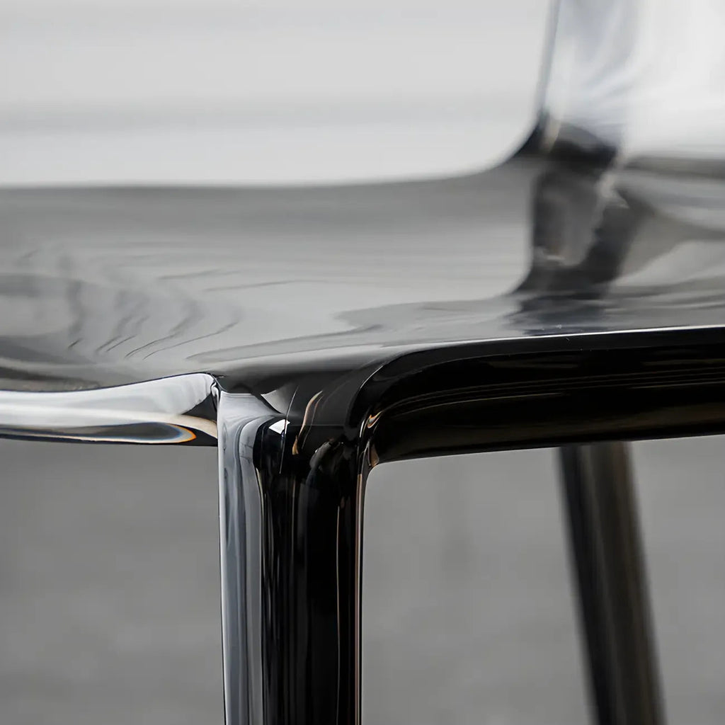 Chaise de salle à manger sans accoudoirs à dossier bas en acrylique ambre