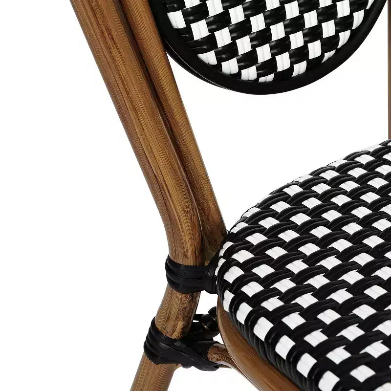 Chaise empilable de bistrot Thonet commerciale intérieure/extérieure Flash Furniture Lourdes, rotin synthétique et cadre en aluminium