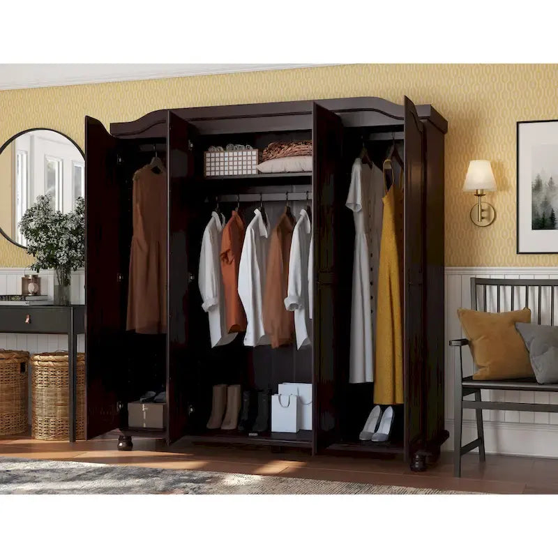 Armoire-penderie Kyle à 4 portes en bois massif 100 % Palace Imports, avec portes en bois massif ou miroir